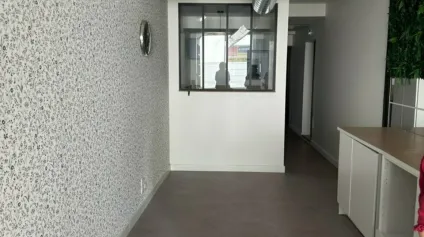 SAINT JEAN DE LUZ, plein centre, A VENDRE, local de 120 m² - Offre immobilière - Arthur Loyd