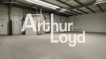 A VENDRE - Local d'activités avec visibilité - Offre immobilière - Arthur Loyd