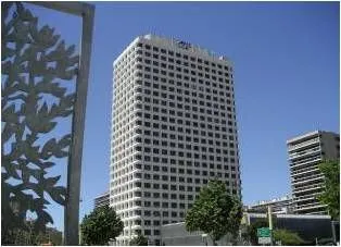 Locaux commerciaux PMR et ERP à vendre - Tour Méditerranée - 13006 Marseille - Offre immobilière - Arthur Loyd