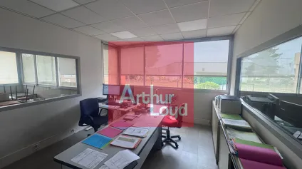 <br />Bureaux de 198 m² à vendre dans un environnement tertiaire recherché AGEN<br /> - Offre immobilière - Arthur Loyd