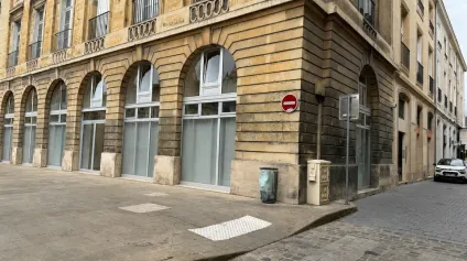A VENDRE - Local commercial d'une superficie totale d'environ 460m2 - dans le centre de Reims - Offre immobilière - Arthur Loyd