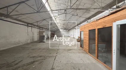 Local d'activités 533 m² avec bureaux - Première ligne-Saint Christol Les ALes - Offre immobilière - Arthur Loyd