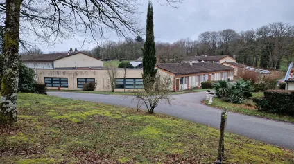 <br />Ensemble Immobilier A VENDRE - EYJEAUX<br /> - Offre immobilière - Arthur Loyd