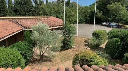 Bureaux à vendre Avignon sud, 911 m2 avec terrain privatif et parkings - Offre immobilière - Arthur Loyd