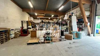 Local d'activités 455 m² avec bureaux-Nîmes - Offre immobilière - Arthur Loyd