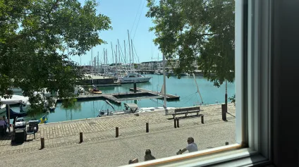 <br />A vendre Bureaux avec 2 places de parking La Rochelle 267.62 m²<br /> - Offre immobilière - Arthur Loyd