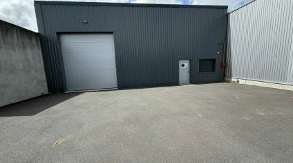 A louer - Bâtiment d'activité indépendant de 480m2 avec bureaux secteur Cormontreuil - Offre immobilière - Arthur Loyd