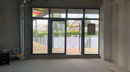 LOCAL COMMERCIAL A LOUER 145 M² - LESNEVEN - Offre immobilière - Arthur Loyd
