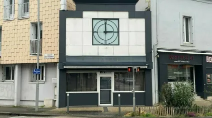 VENTE - LOCAL COMMERCIAL 55m² - LA ROCHE SUR YON - Offre immobilière - Arthur Loyd