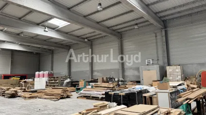 Entrepôt à louer/à vendre à Pérenchies - Offre immobilière - Arthur Loyd