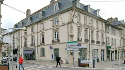 LOCAL COMMERCIAL à LOUER de 94 m² - Offre immobilière - Arthur Loyd