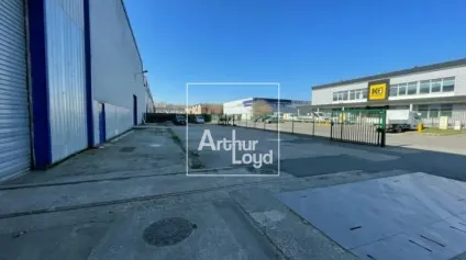 CORBEIL ESSONNES ENTREPOT A LOUER - Offre immobilière - Arthur Loyd