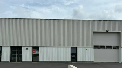 À LOUER  LOCAL D'ACTIVITÉ NEUF ET POLYVALENT  AIZENAY (85)<br /> - Offre immobilière - Arthur Loyd