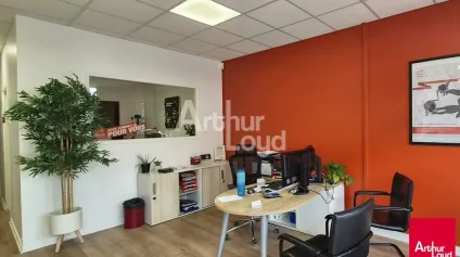 ANGERS QUARTIER MADELEINE LOCAL COMMERCIAL DE 90 M² à vendrre - Offre immobilière - Arthur Loyd