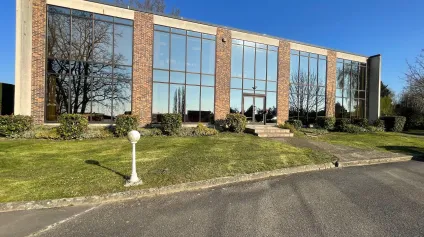 A LOUER SURFACES DE BUREAUX CANLY - PROXIMITÉ A1 - Offre immobilière - Arthur Loyd