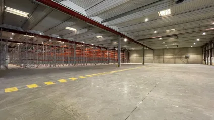 A LOUER ENTREPÔT LOGISTIQUE - 17 514 M2 - Z.I. LE MEUX - Offre immobilière - Arthur Loyd