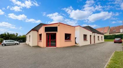 Bureaux à louer à LE MESNIL ESNARD 76240 - Offre immobilière - Arthur Loyd
