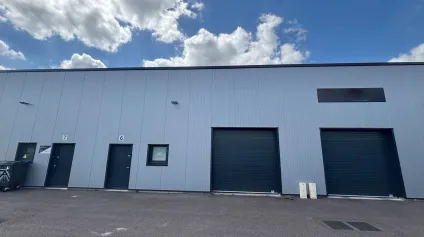A Louer - STOCKAGE - ENTREPOT - LOCAL D'ACTIVITE - Offre immobilière - Arthur Loyd