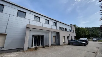 A Louer - Local d'activité - Offre immobilière - Arthur Loyd
