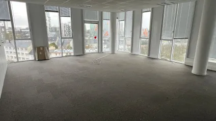 Bureaux à louer à Nantes dans immeuble rénové proche gare et parkings - Offre immobilière - Arthur Loyd