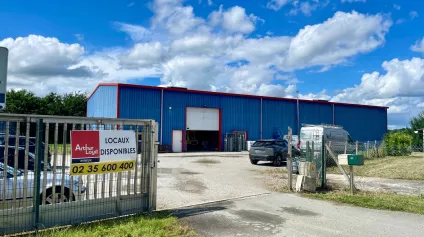 Locaux d'activité à louer à LA BONNEVILLE SUR ITON 27190 - Offre immobilière - Arthur Loyd