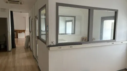 <br />A louer Bureaux La Rochelle 90 m²<br /> - Offre immobilière - Arthur Loyd