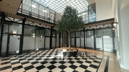 A LOUER BUREAUX DE 12M² CENTRE VILLE DE POITIERS- PRESTATIONS UNIQUES SUR POITIERS - Offre immobilière - Arthur Loyd