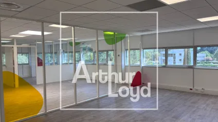 BUREAUX A LOUER - NIMES SUD - PARC GEORGES BESSE AVEC PARKING - Offre immobilière - Arthur Loyd