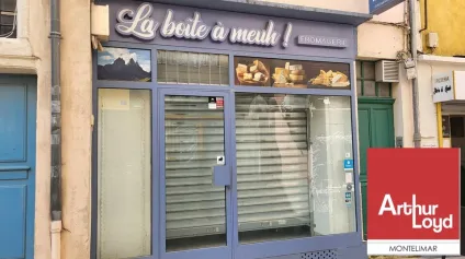 MONTÉLIMAR - CENTRE-VILLE - PROCHE PLACE DES CLERCS - A LOUER LOCAL COMMERCIAL DE 40 m2 AVEC CAVE - Offre immobilière - Arthur Loyd