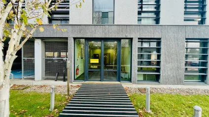 A LOUER BUREAUX A PARTIR DE 100 M2 À COMPIEGNE PÉNÉTRANTE DE VILLE - Offre immobilière - Arthur Loyd