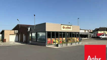 LOCAL D'ACTIVITE - ENTREPOT à VENDRE de 691 m² - Offre immobilière - Arthur Loyd