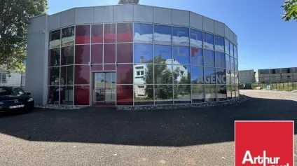 LOCAL D'ACTIVITE - ENTREPOT à VENDRE de 840 m² - Offre immobilière - Arthur Loyd