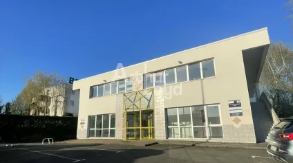 CESSON SEVIGNE - BUREAUX A VENDRE - 200 M² - Offre immobilière - Arthur Loyd