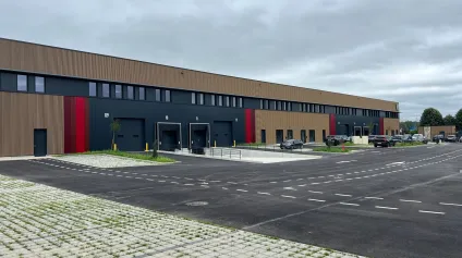 Locaux d'activité à louer à Mitry-Mory proche Roissy-CDG et accès A1 - Offre immobilière - Arthur Loyd