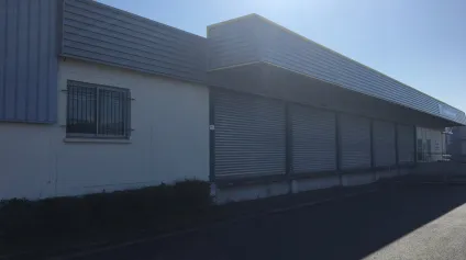 Cellule d'activités à louer - 621 m2 - Ouest Métropole - Offre immobilière - Arthur Loyd