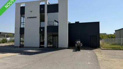 Valence Est, bâtiment de bureau récent à vendre. - Offre immobilière - Arthur Loyd