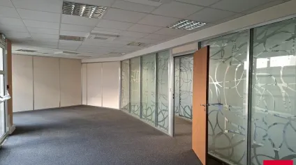 LOCATION BUREAUX DIVISIBLES 695M² Le Mans GARE - Offre immobilière - Arthur Loyd