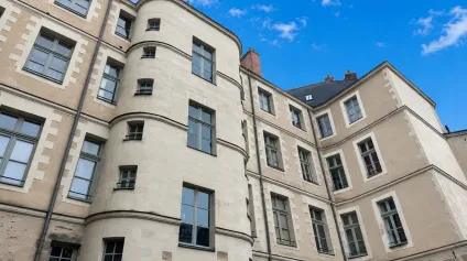 BUREAUX À LOUER NANTES CENTRE - VUE LOIRE - Offre immobilière - Arthur Loyd