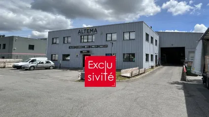 A Sainte Luce sur Loire, bâtiment d'activité d'environ 1300 m2 - Offre immobilière - Arthur Loyd