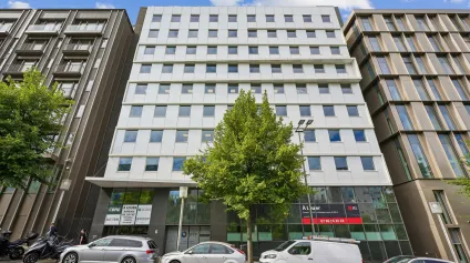 Bureaux à louer à Nanterre avec surfaces modulables et accès RER - Offre immobilière - Arthur Loyd