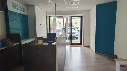 lBureaux 70 m² à louer  Brive-la-Gaillarde, axe fréquenté - Offre immobilière - Arthur Loyd