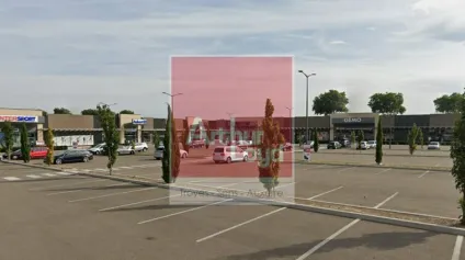 Local commercial 806 m² à louer - Sens - Offre immobilière - Arthur Loyd