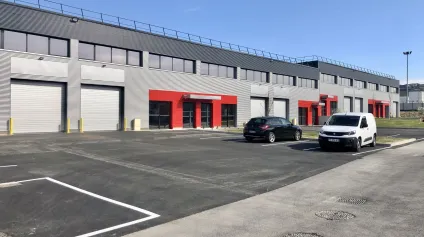 Locaux d'activités récents à LOUER sur GIGNAC LA NERTHE - Offre immobilière - Arthur Loyd