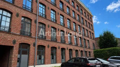 Bureaux à louer à Lille - 366 m² divisibles avec parkings, climatisation et accès indépendant - Offre immobilière - Arthur Loyd