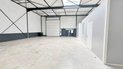 À LOUER - 3 CELLULES D'ACTIVITÉS NEUVES ET RÉUNISSABLES - JUSQU'À 654 M² - SORBIERS - Offre immobilière - Arthur Loyd