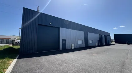 À LOUER : 3 lots d'activités neufs réunissables (jusqu'à 654 m²) à SORBIERS - Offre immobilière - Arthur Loyd