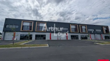 MORDELLES - LOCAL D'ACTIVITE A LOUER - 370 M² - Offre immobilière - Arthur Loyd