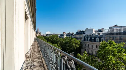Bureaux à louer à PARIS 75008 - Offre immobilière - Arthur Loyd