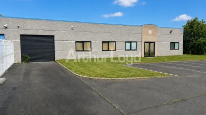 Entrepôt à vendre - Zone Roubaix EST - Toufflers - Idéal artisan - Offre immobilière - Arthur Loyd