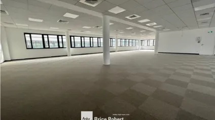 A louer - LE QUATUOR - Bureaux au R+3 - Lyon 7ème - Offre immobilière - Arthur Loyd